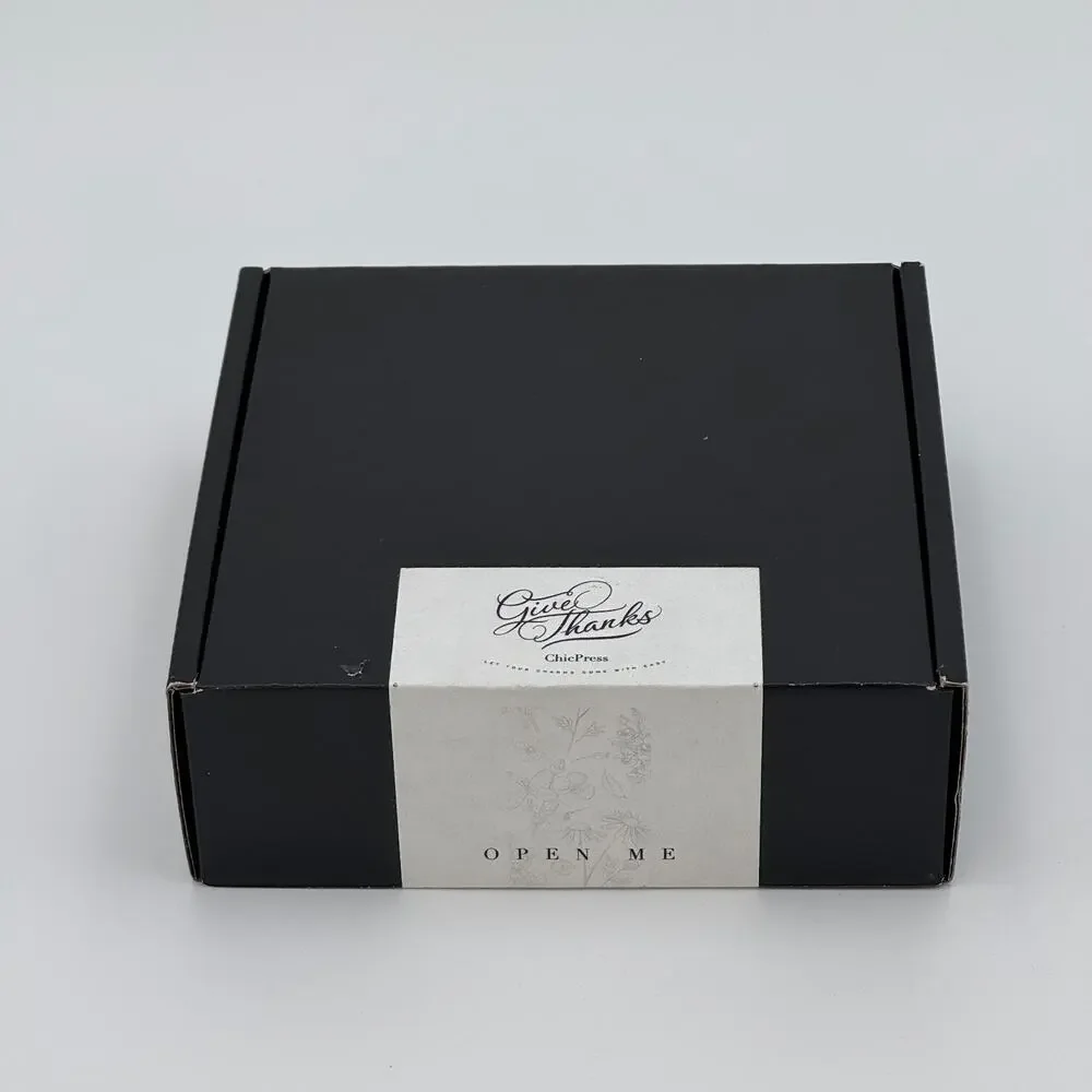 ChicPress Black French‎ Tip Press On Nails Pink Base Handcrafted Nail Set NEW